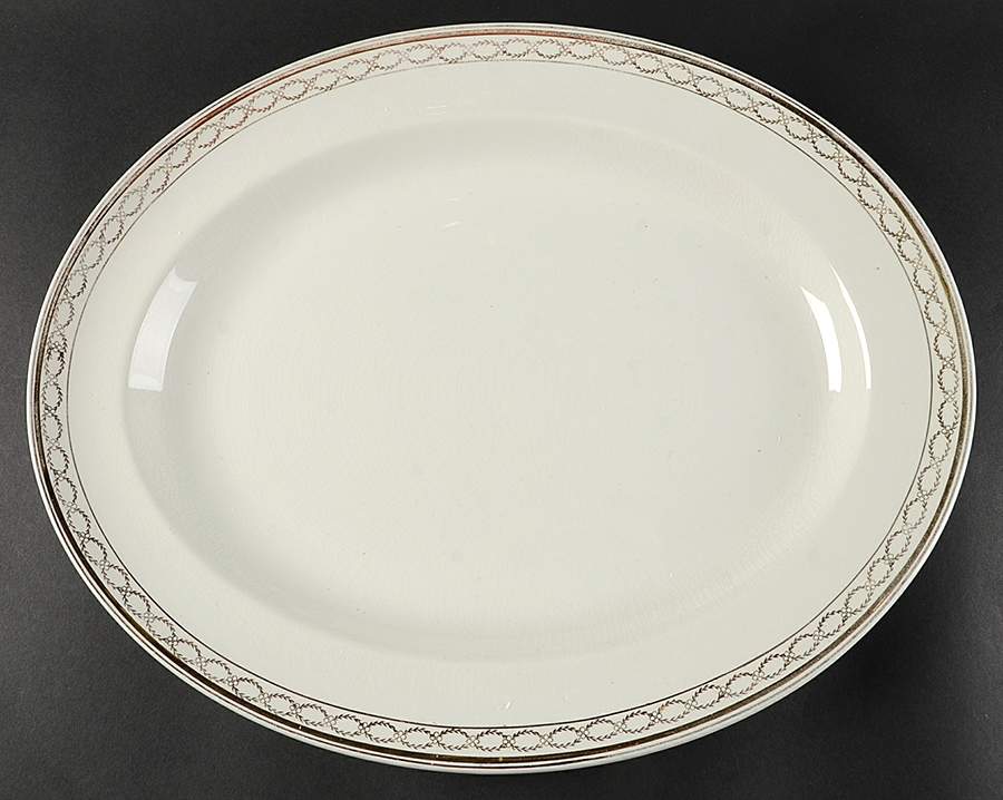 The Golden Chain 16" Oval Serving Platter by Alfred Meakin-1