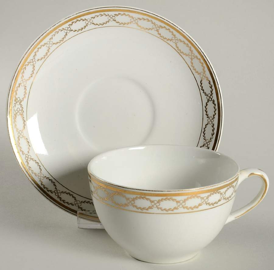 The Golden Chain Flat Cup & Saucer Set by Alfred Meakin-1