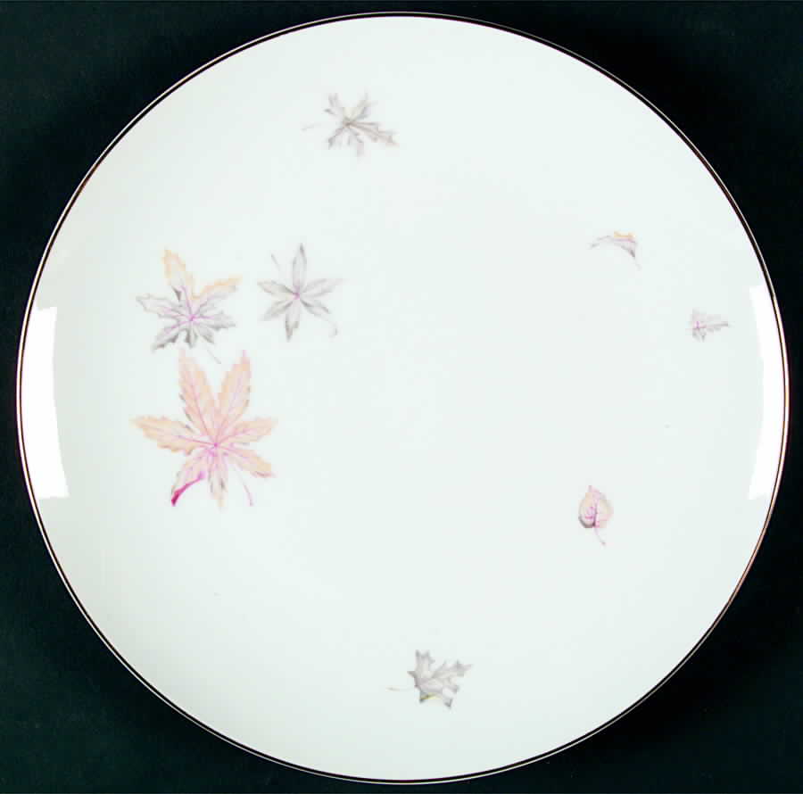East Wind Dinner Plate by Meito-1