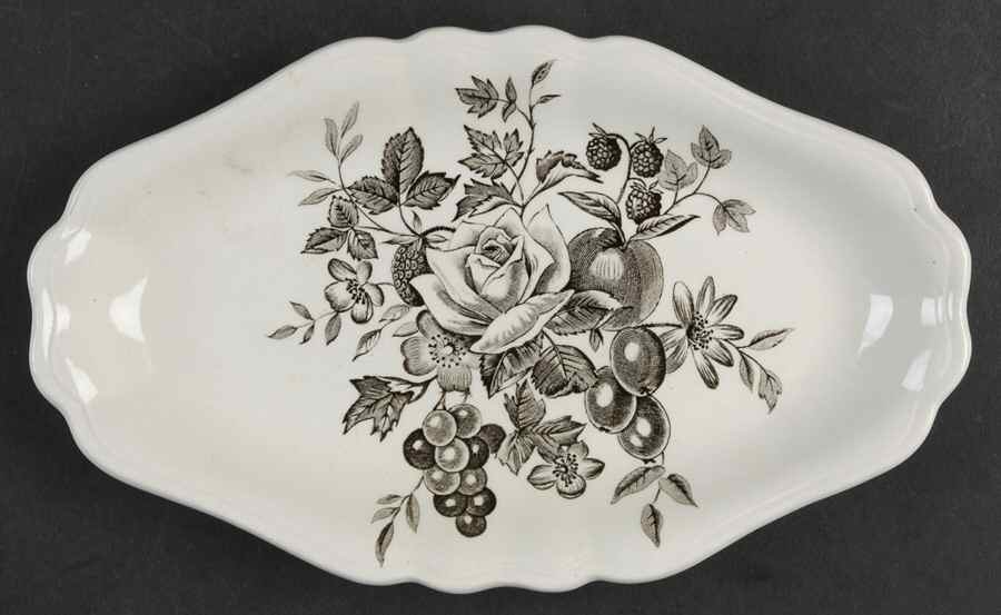 Gainsborough Brown Relish/Gravy Underplate by J & G Meakin-1