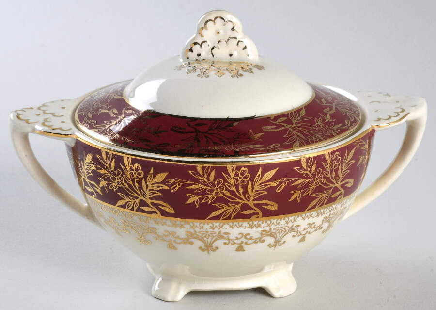 Golden Court Sugar Bowl & Lid by J & G Meakin-1