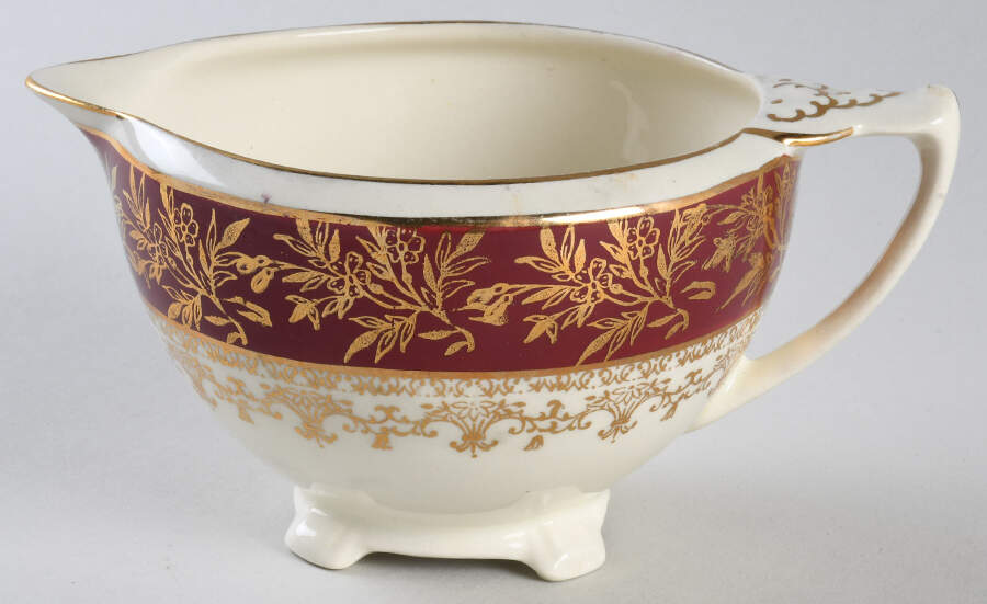 Golden Court Creamer by J & G Meakin-1