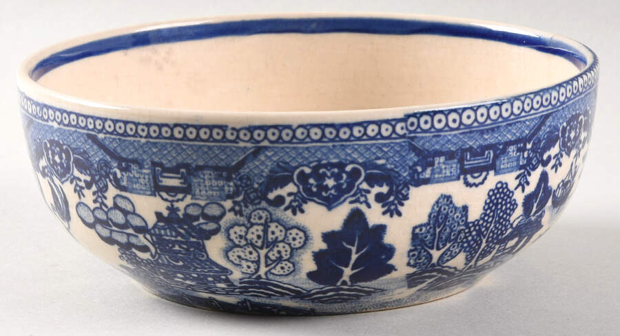 Blue Willow Coupe Cereal Bowl by Moriyama-1
