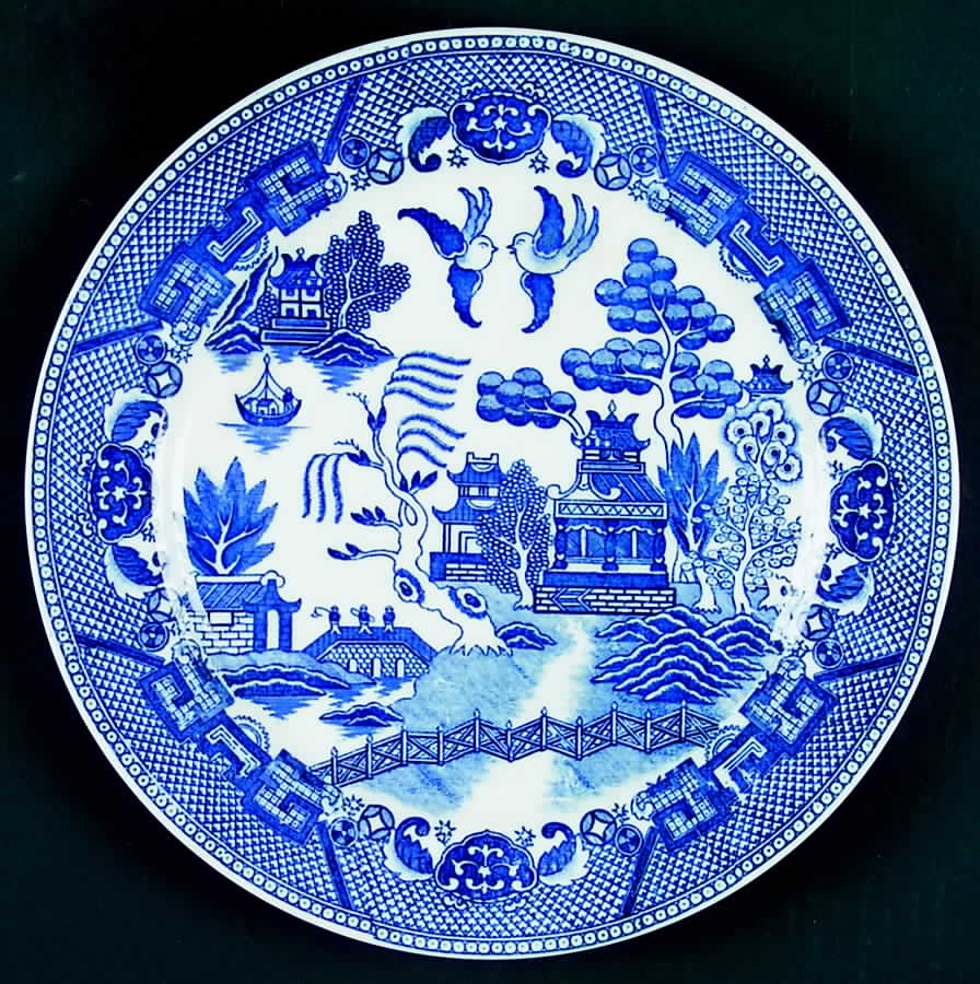 Blue Willow Luncheon Plate by Moriyama-1