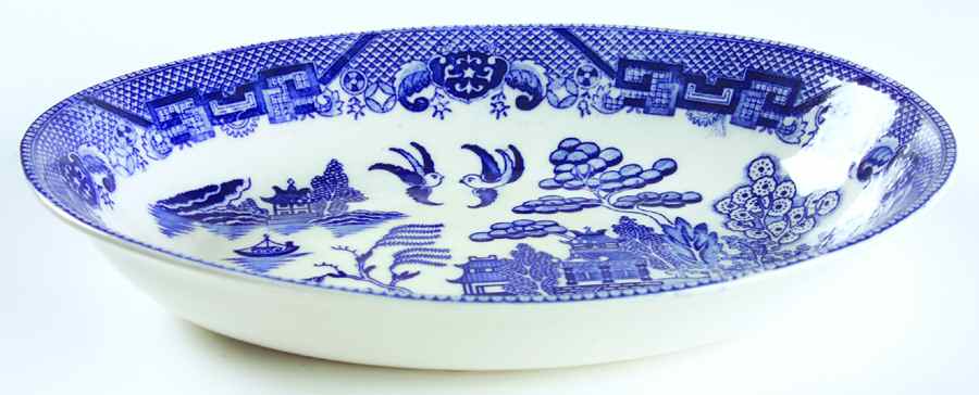 Blue Willow 10" Oval Vegetable Bowl by Moriyama-1