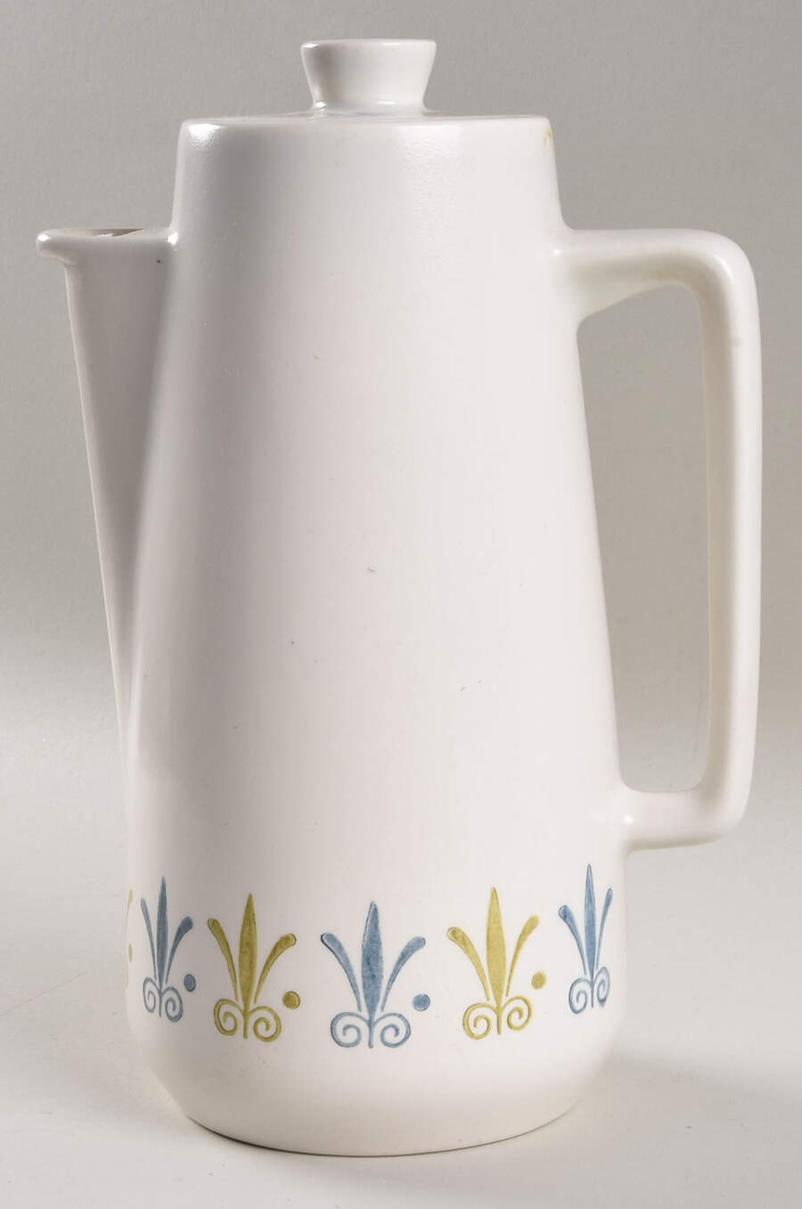 Fleur De Lis Coffee Pot & Lid by Metlox - Poppytrail - Vernon-1