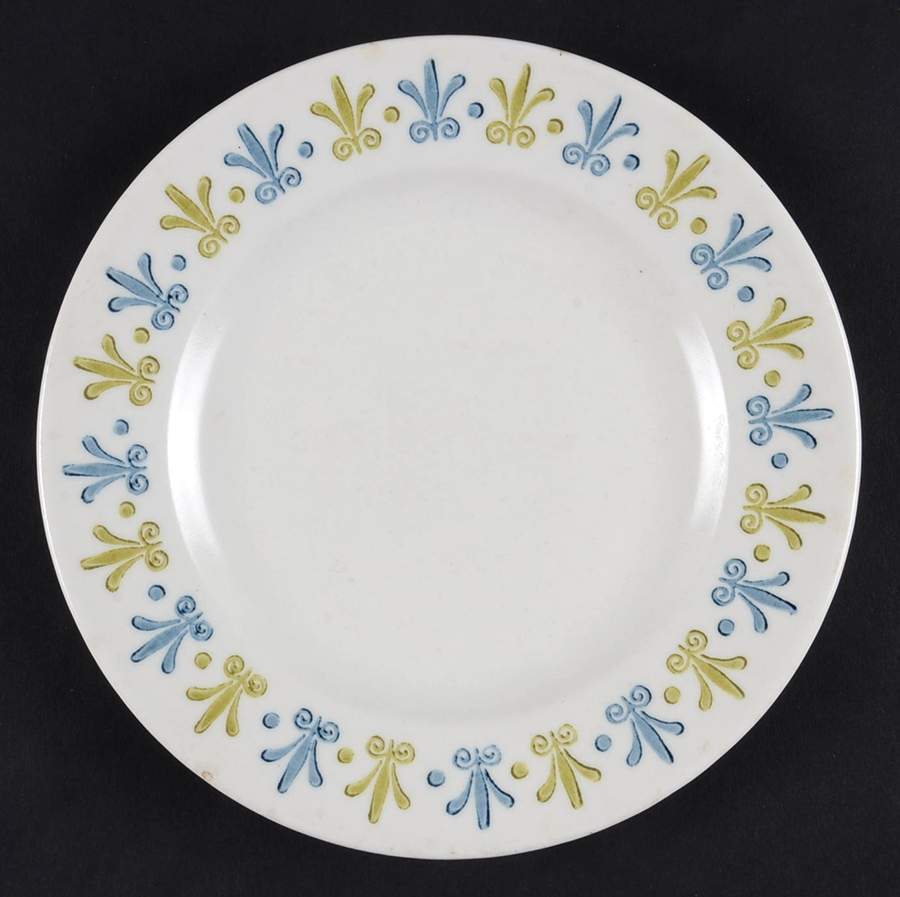 Fleur De Lis Bread & Butter Plate by Metlox - Poppytrail - Vernon-1