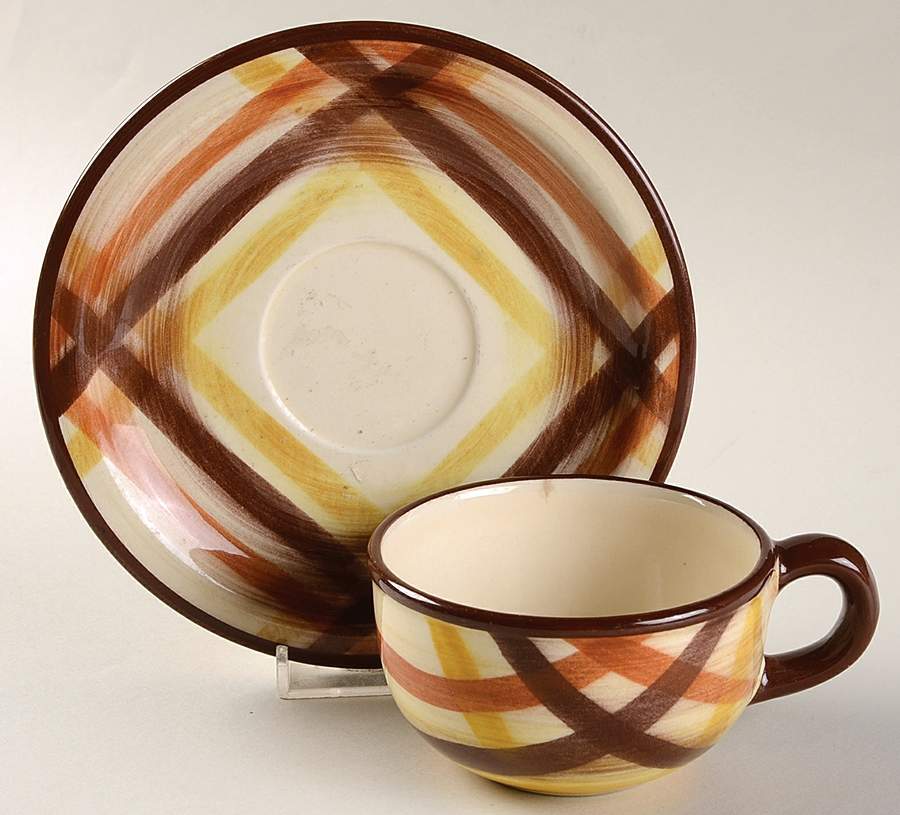 Butterscotch Flat Cup & Saucer Set by Metlox - Poppytrail - Vernon-1