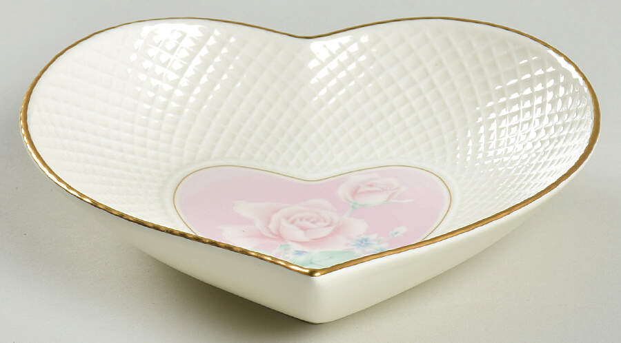 Rose Duet Pink Heart Shaped Dish by Mikasa-1