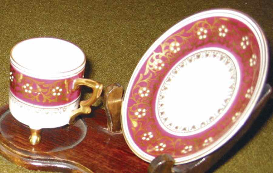 MIT63 Footed Demitasse Cup & Saucer Set by Mitterteich-1