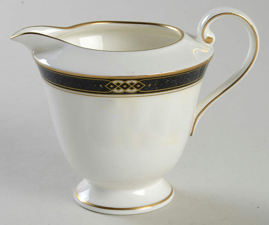 Ebony Crest Creamer by Mikasa-1