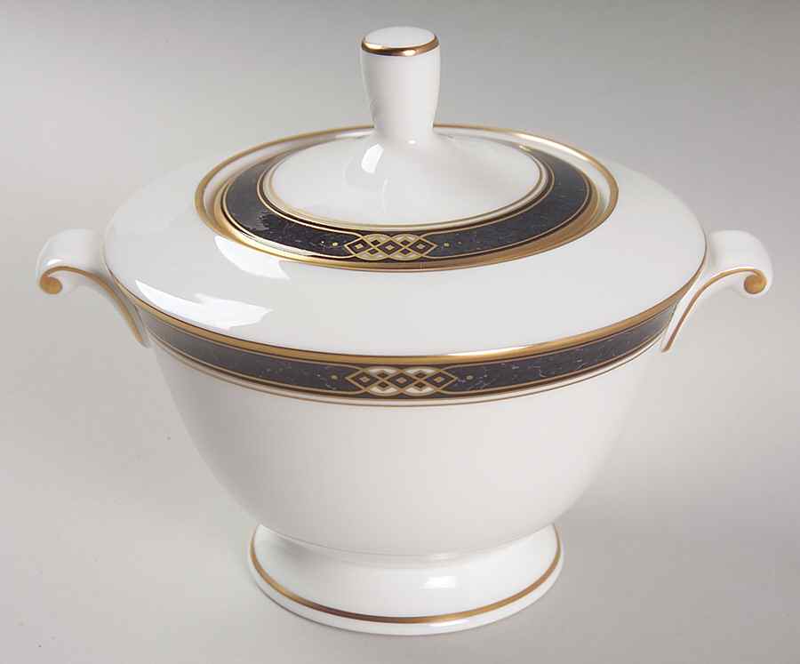 Ebony Crest Sugar Bowl & Lid by Mikasa-1