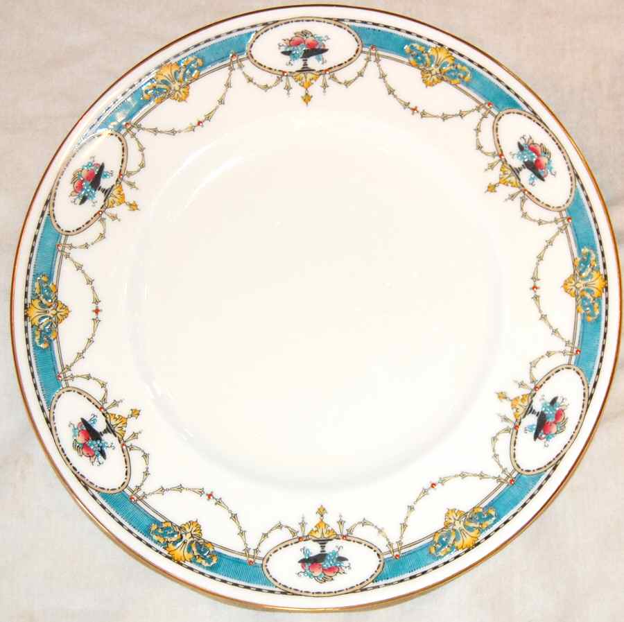 K102 Dinner Plate by Minton-1