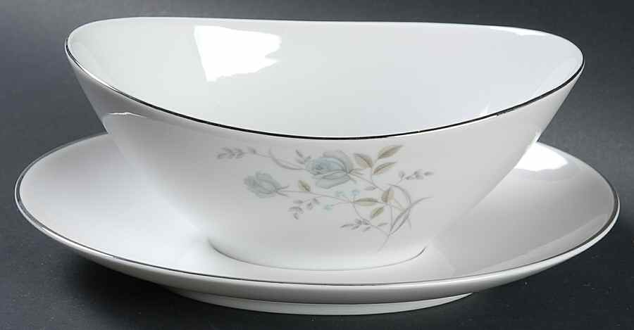 Chanson Gravy Boat with Attached Underplate by Mikasa-1