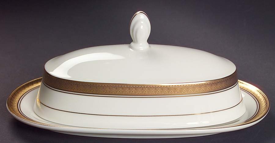 Palatial Gold 1/4 Lb Covered Butter by Mikasa-1