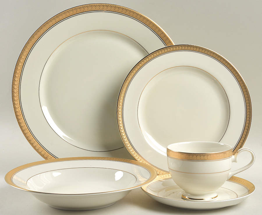 Palatial Gold 5 Piece Place Setting by Mikasa-1