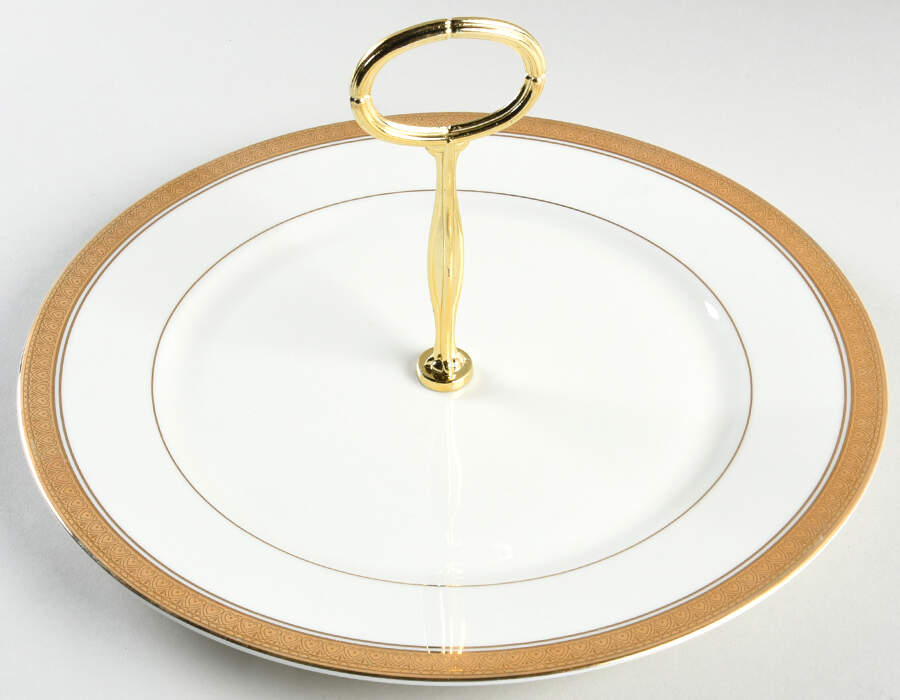 Palatial Gold Round Serving Plate with Center Handle (Dp) Hc by Mikasa-1