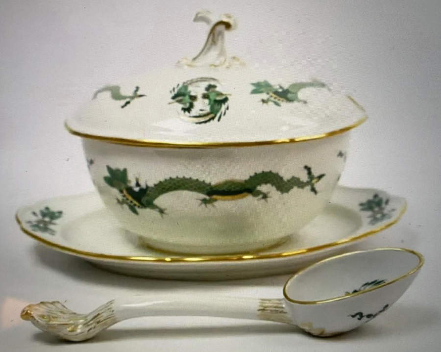 Dragon Green Sauce Boat W/Attached Underplate,Lid & Ladle by Meissen (Germany)-1