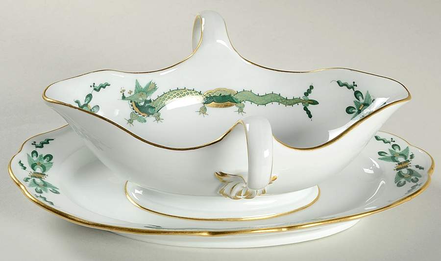 Dragon Green Gravy Boat with Attached Underplate by Meissen (Germany)-1