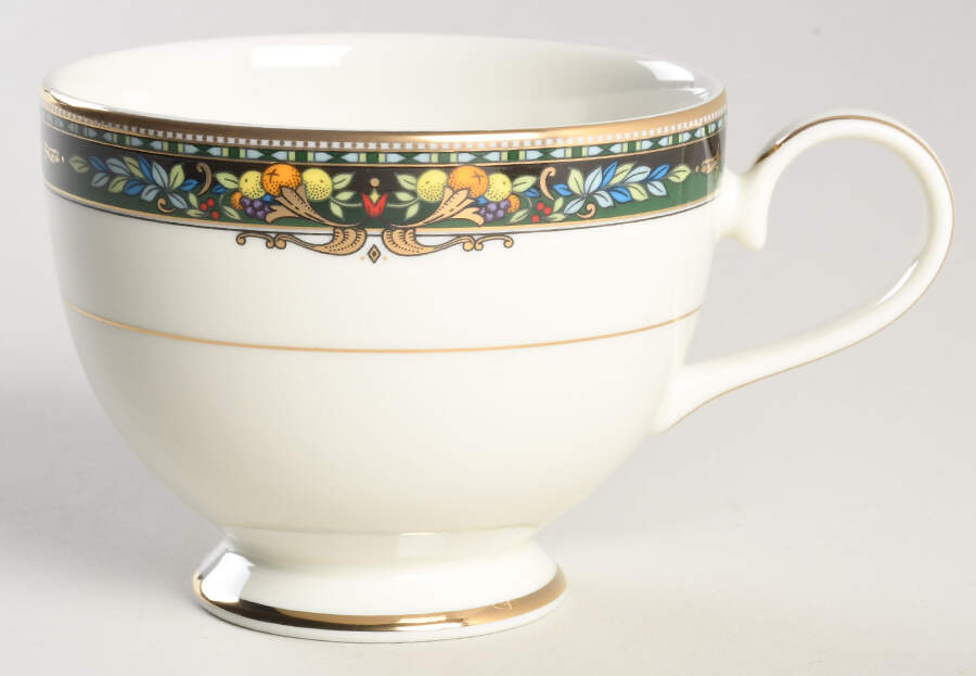 Windsor Place Footed Cup by Mikasa-1