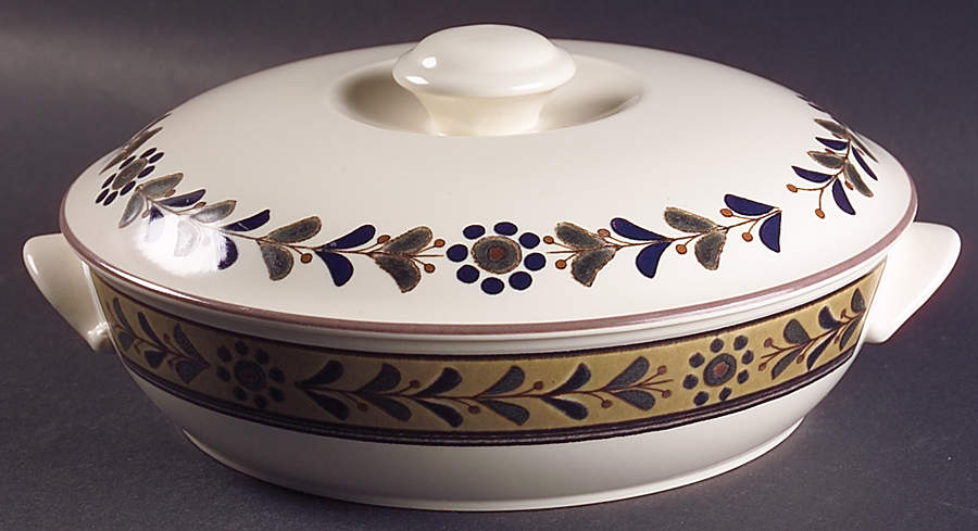 Tivoli Garden 1.5 Qt Round Covered Casserole by Mikasa-1