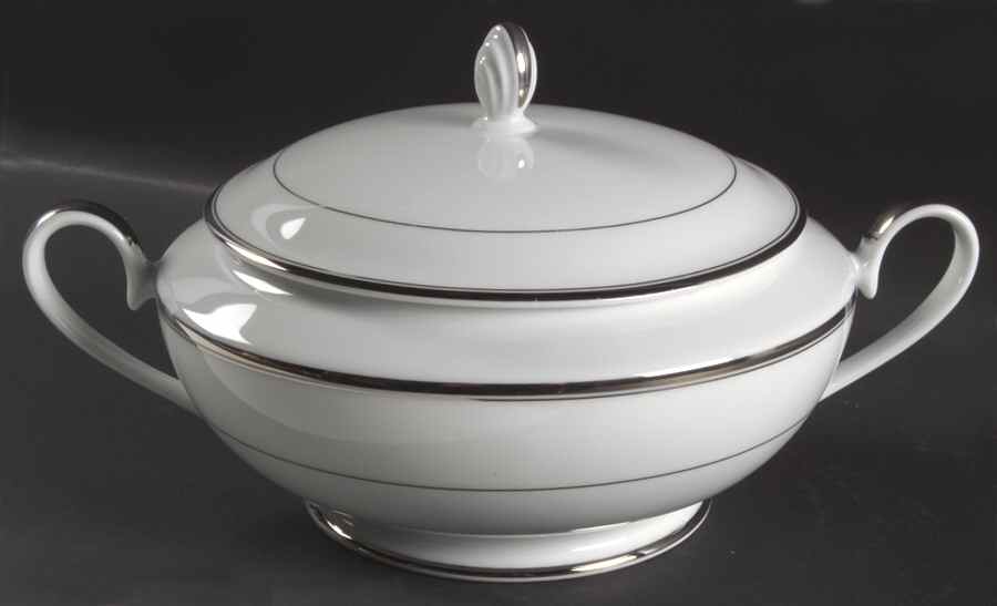Classic Platinum 2 Qt Round Covered Casserole by Mikasa-1