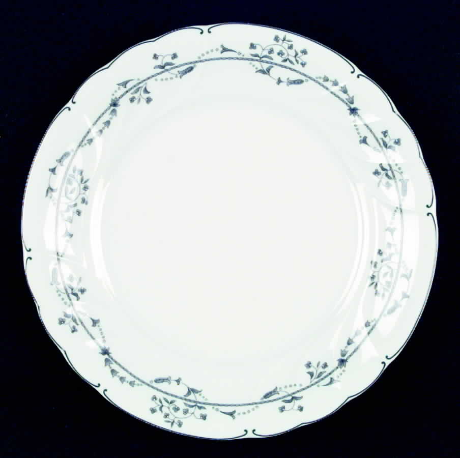 Victorian Vine Dinner Plate by Mikasa-1