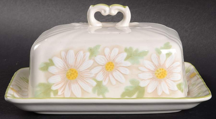 Garden Lyric Square Covered Butter by Mikasa-1
