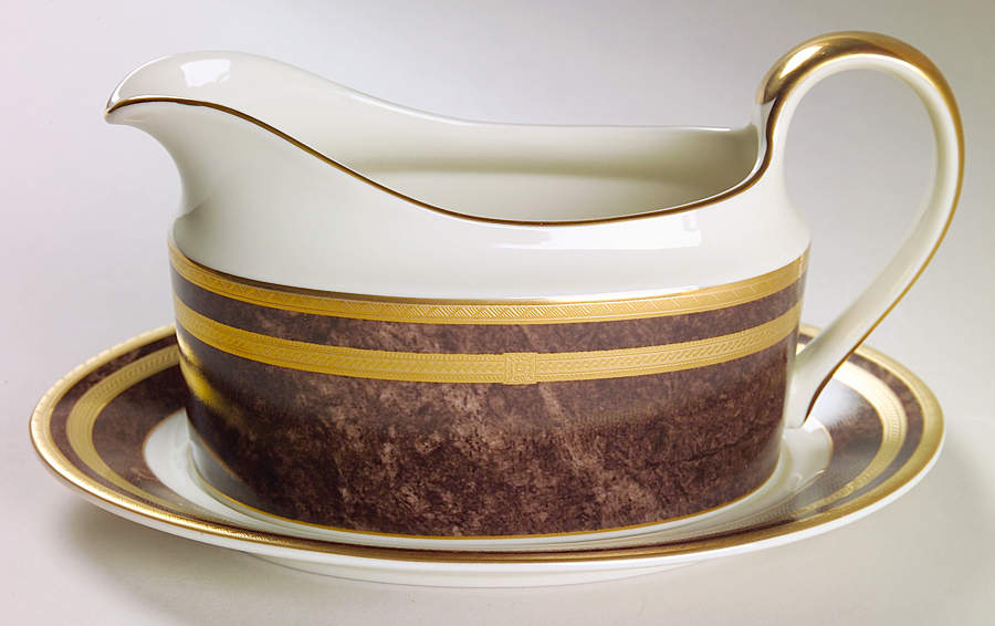 Mahogany Florentine Gravy Boat & Underplate by Mikasa-1