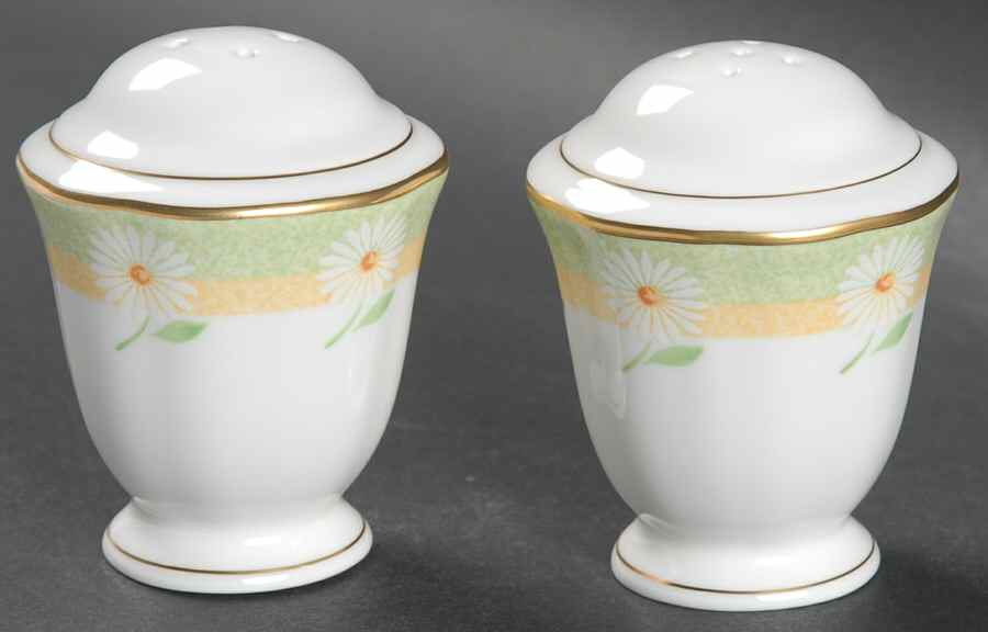 Marseille Salt & Pepper Set by Mikasa-1