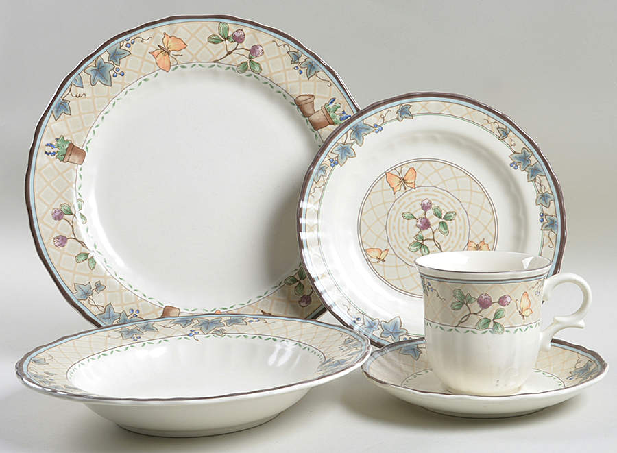 Harvest Classic 5 Piece Place Setting by Mikasa-1
