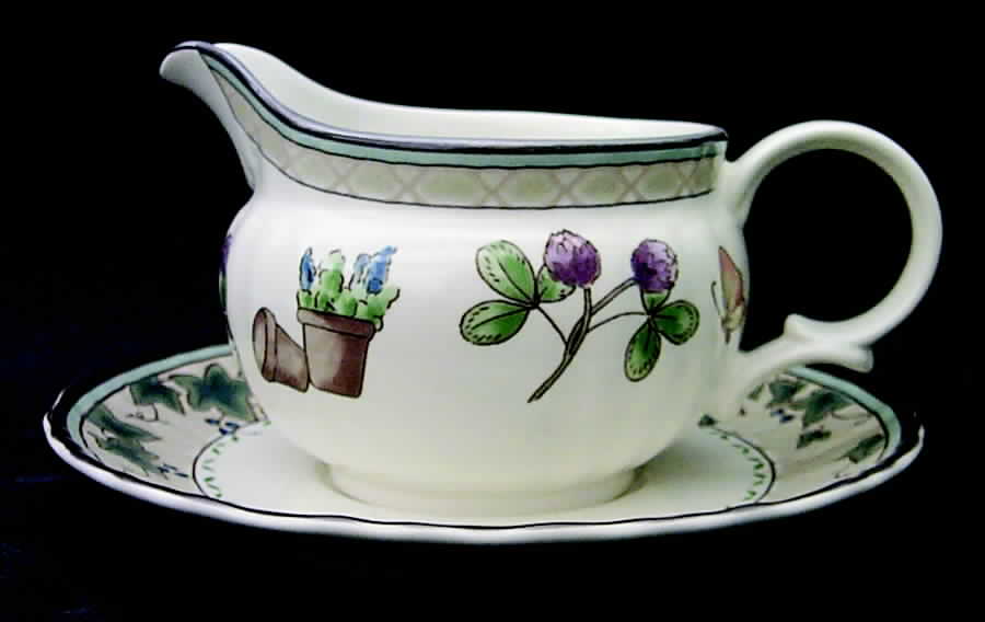 Harvest Classic Gravy Boat & Underplate by Mikasa-1