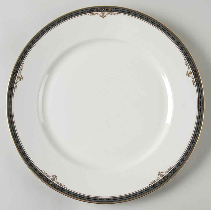 Regency Crest 12" Chop Plate (Round Platter) by Mikasa-1