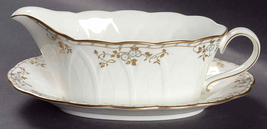 Terrace Bloom Gravy Boat & Underplate by Mikasa-1