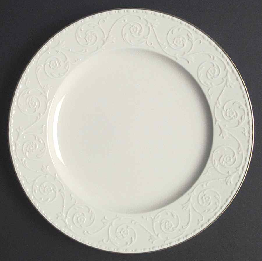 Plaza Gold Dinner Plate by Mikasa-1