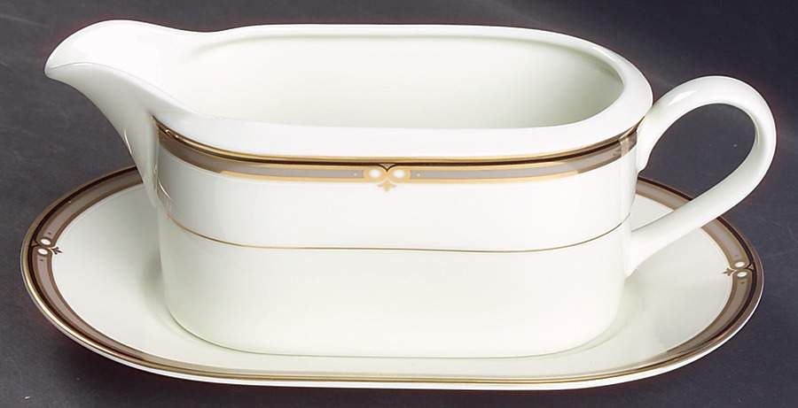 Ebony Circle Gravy Boat & Underplate by Mikasa-1