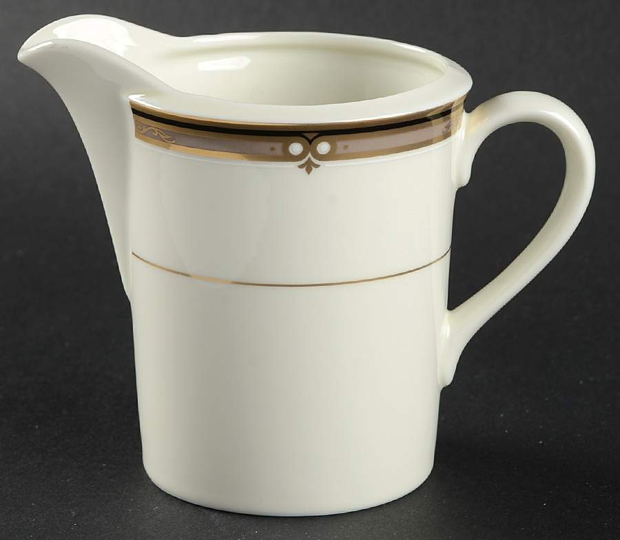Ebony Circle Creamer by Mikasa-1