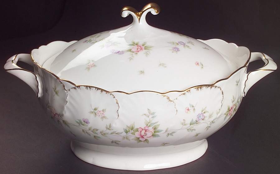 Endearment Oval Covered Vegetable by Mikasa-1