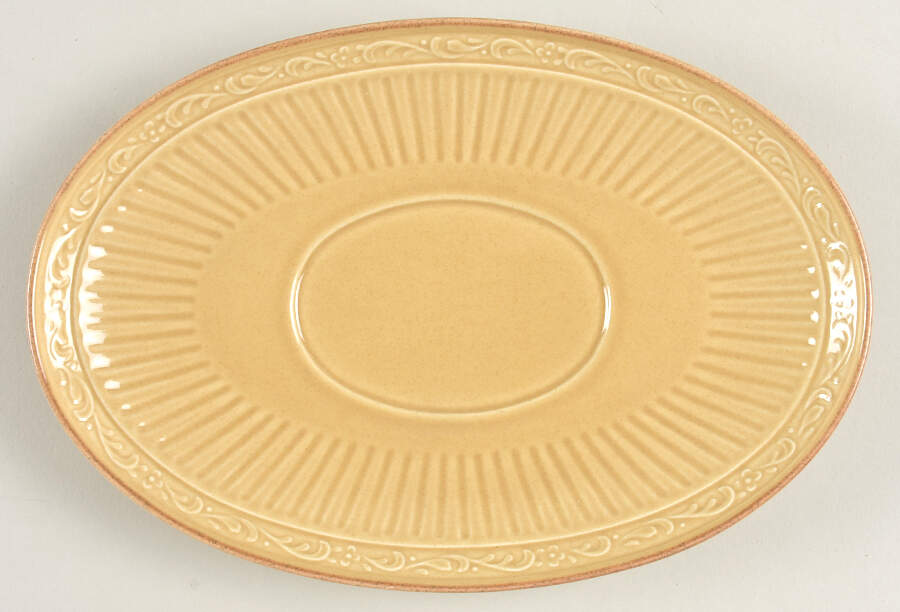 Cinnabar Underplate for Gravy Boat by Mikasa-1