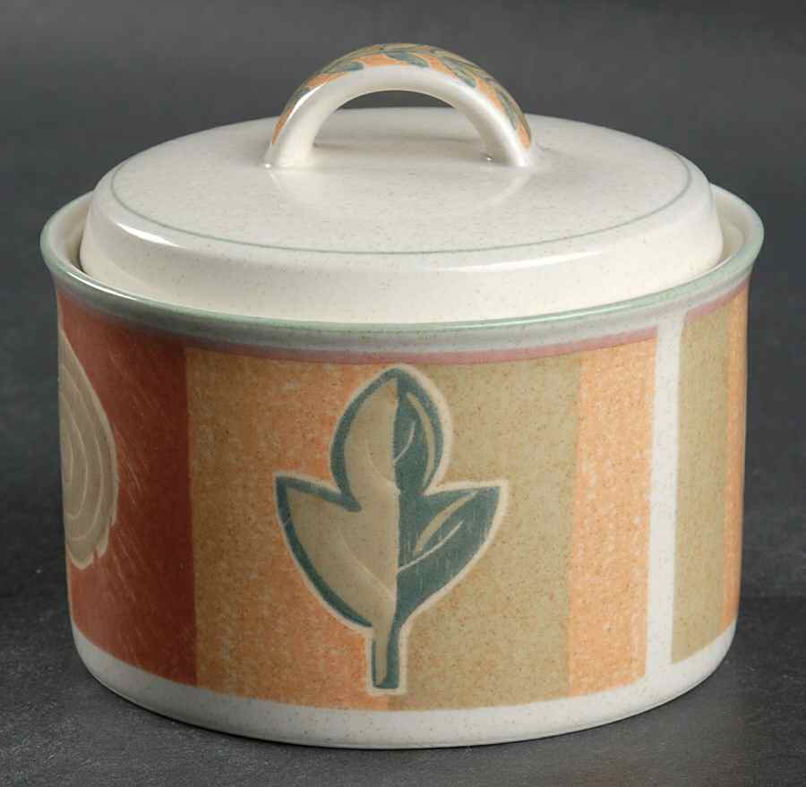 Highland Sugar Bowl & Lid by Mikasa-1