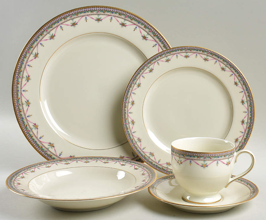Montague 5 Piece Place Setting by Mikasa-1