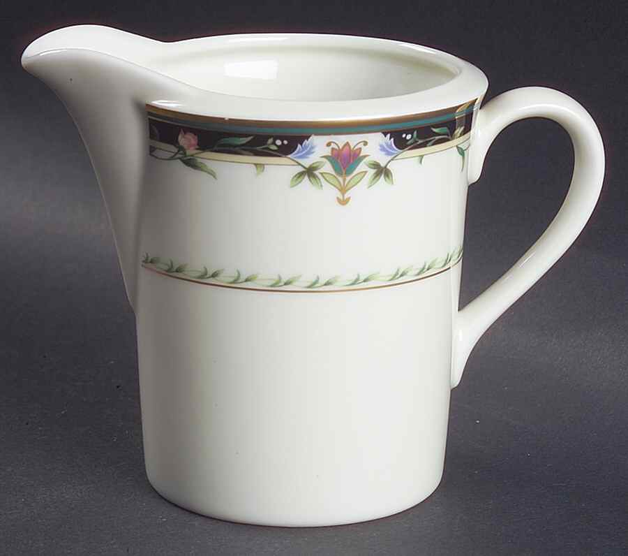 Spring Lyric Creamer by Mikasa-1