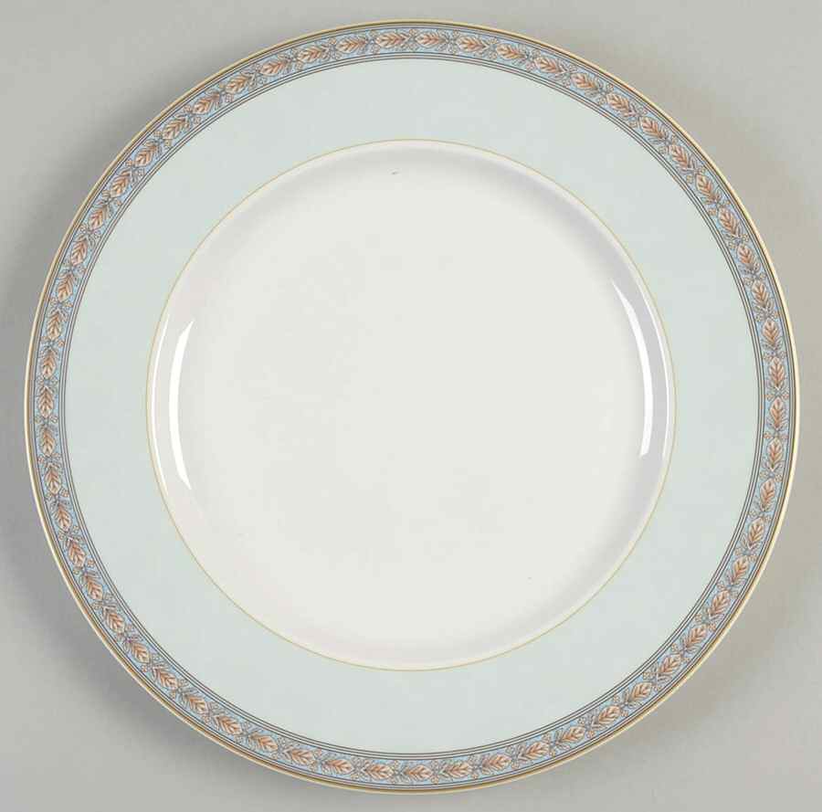 Chamberlain 12" Chop Plate (Round Platter) by Mikasa-1