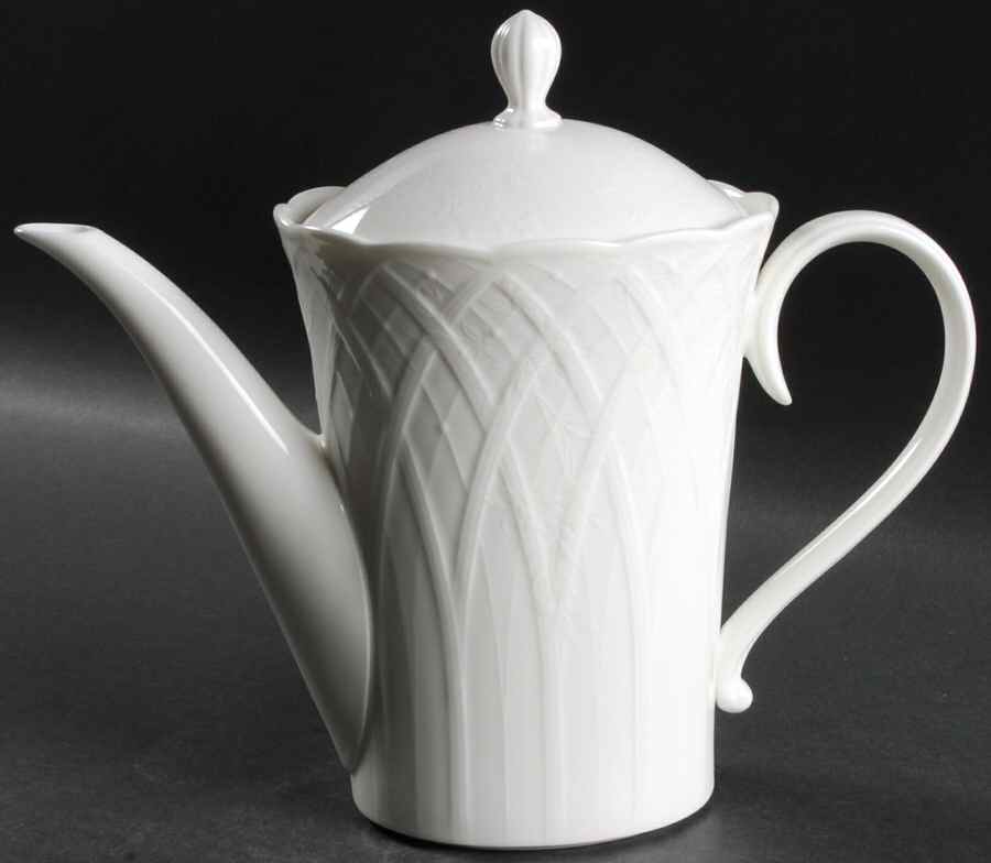 Romantique Coffee Pot & Lid by Mikasa-1