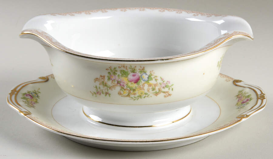 MEI519 Gravy Boat with Attached Underplate by Meito-1
