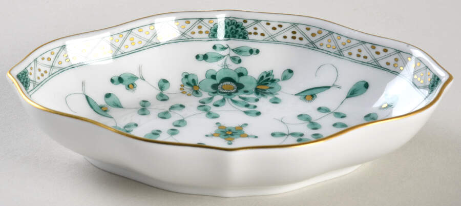 343310 Small Oval Tray by Meissen (Germany)-1