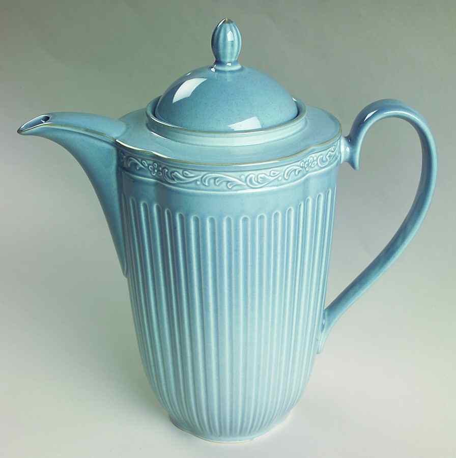 Dresden Blue Coffee Pot & Lid by Mikasa-1