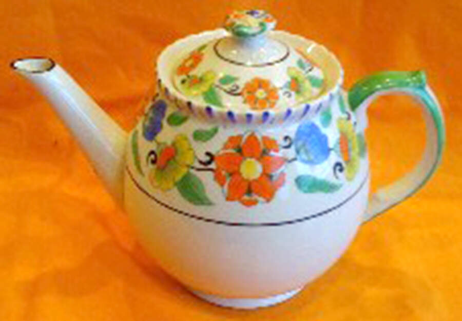 C2412 Teapot & Lid by Mason's-1