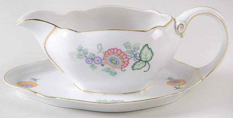 MUE60 Gravy Boat with Attached Underplate by Paul Muller-1