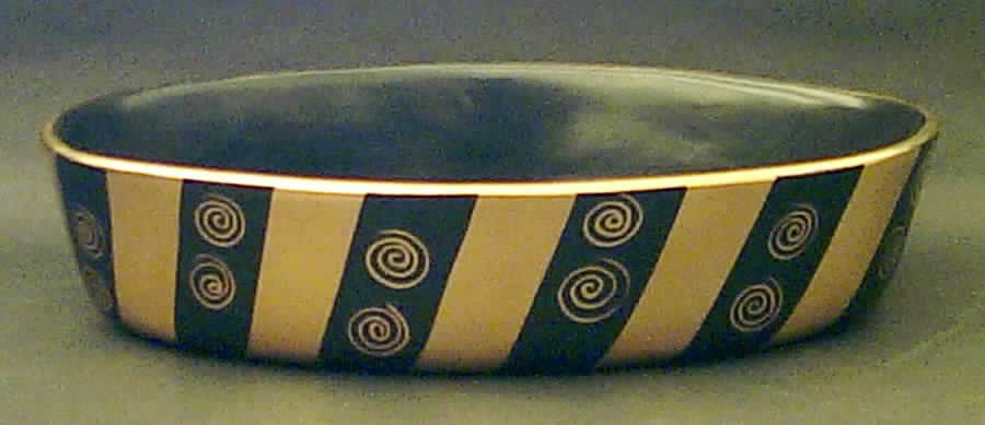 Dakota 13" Oval Baker by Mikasa-1